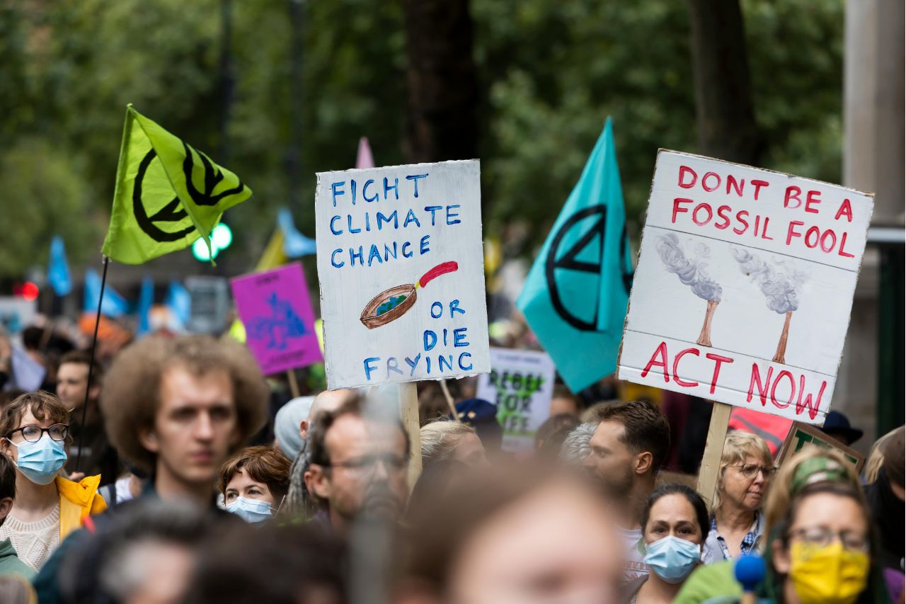 Ciudadanos en todo el mundo forman parte de comunidades que buscan detener la contaminación del planeta.