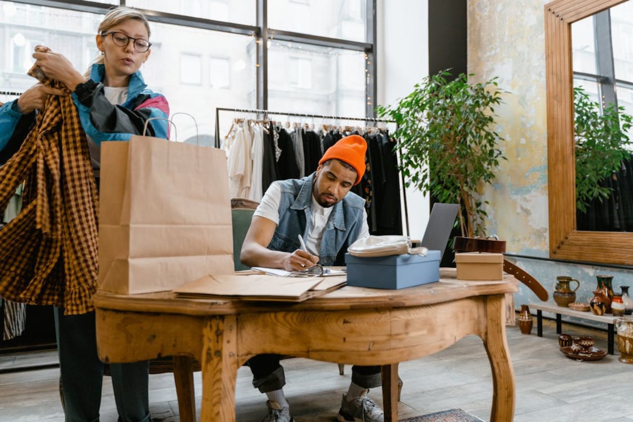 Los emprendimientos de la Gen Z son variados, ropa, maquillaje, pastelería, productos alimentarios, entre otros. Muchos incluso crean sus empresas al mismo tiempo en que trabajan para alguien más.